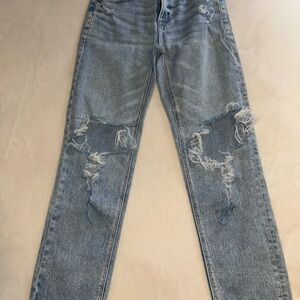 Women’s Distressed Light Wash Straight Leg Jeans
